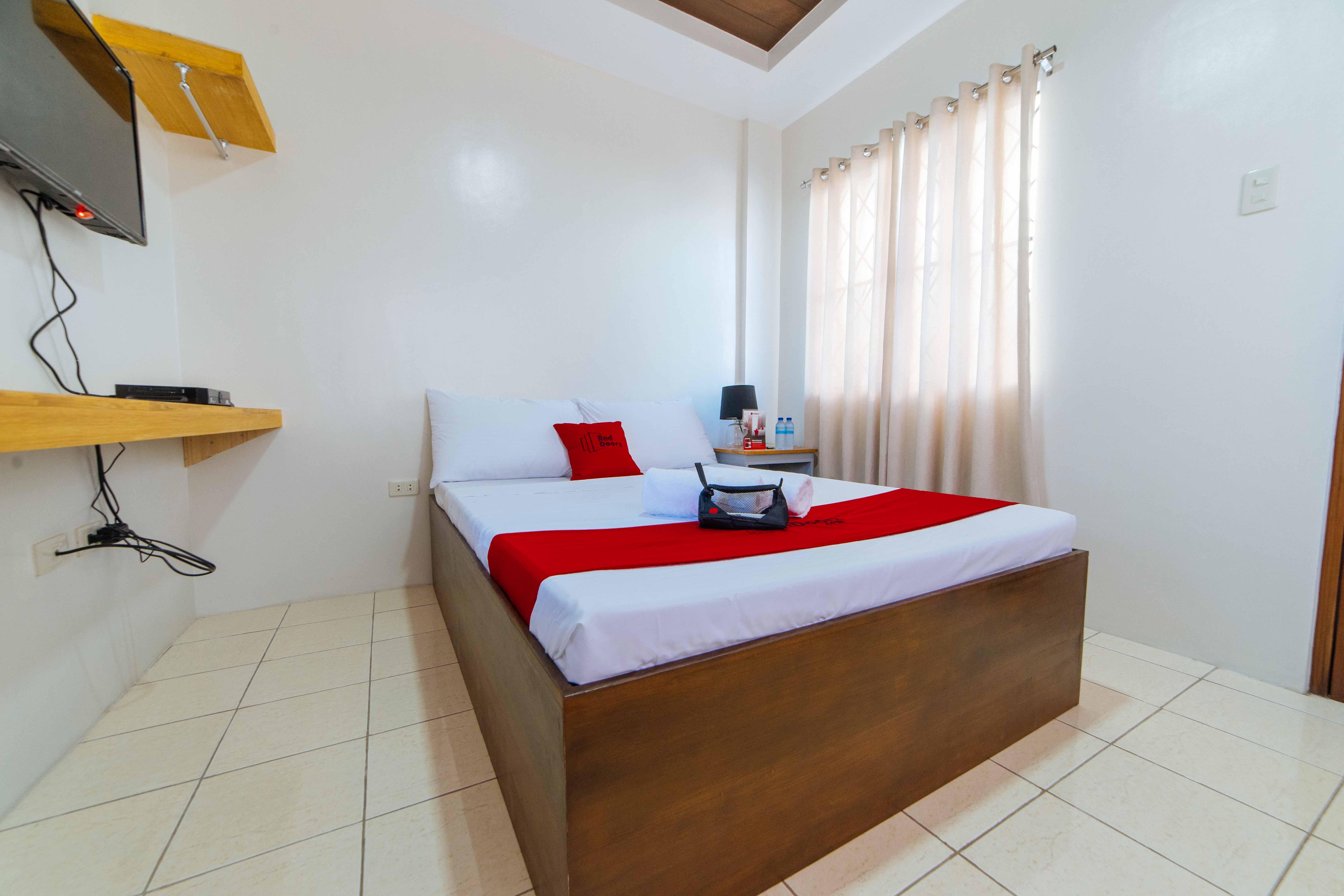 Reddoorz Plus @ Casa Lucia Sindalan San Fernando City Pampanga Eksteriør bilde